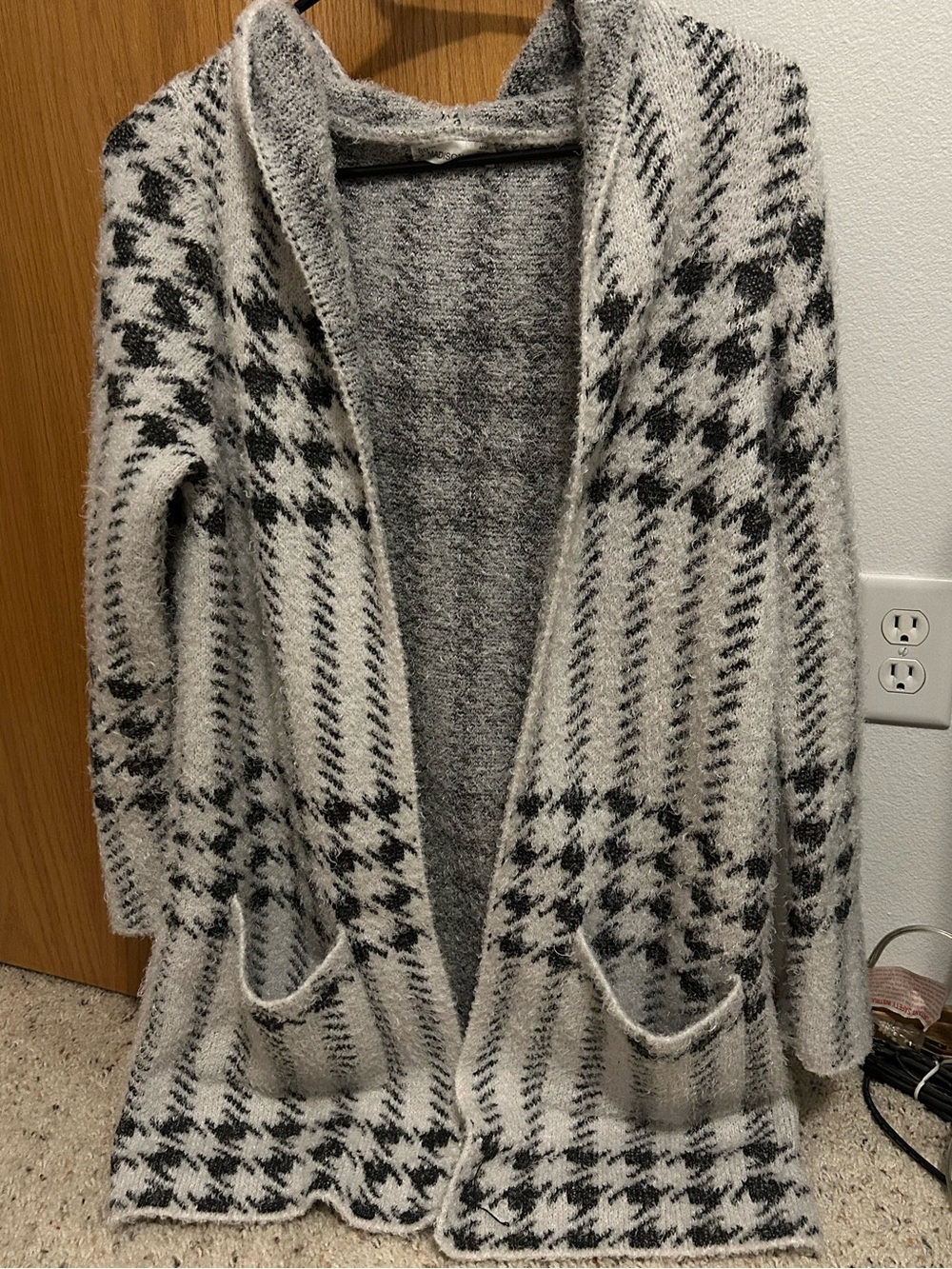 Women’s Cardigan